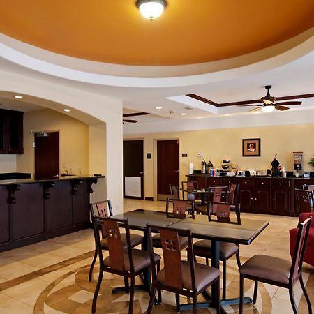 Super 8 By Wyndham Hidalgo At La Plaza Mall & Mcallen Airport Restaurant foto